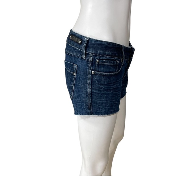 Express Cut Off Jean Shorts - Picture 4 of 10